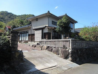 【外観】 | 岩美郡岩美町岩井中古戸建て | 和風の落ち着いた趣のある外観です。