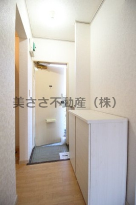 【玄関】 | ハタノコーポ中野上町