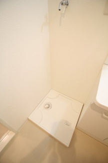 【その他共用部分】 | 大型洗濯機もらくらく置ける、ゆとりのスペースを確保。