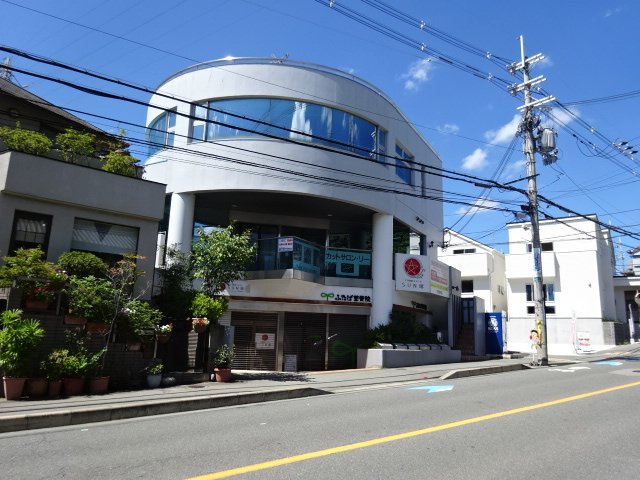 箕面市1棟マンション【賃貸】の画像