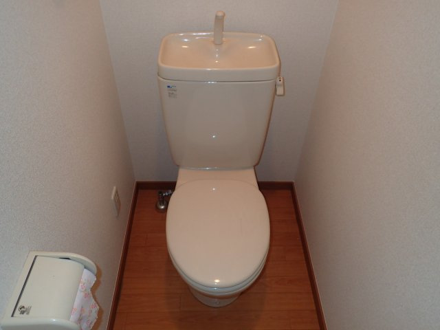アレンシオネのトイレ