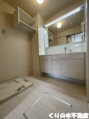 【洗面所】 | アドレ・コスモス | 広い洗面スペース