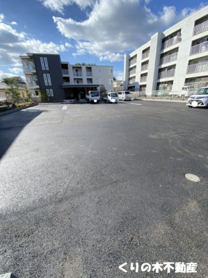 【駐車場】 | アドレ・コスモス | 駐車場完備です