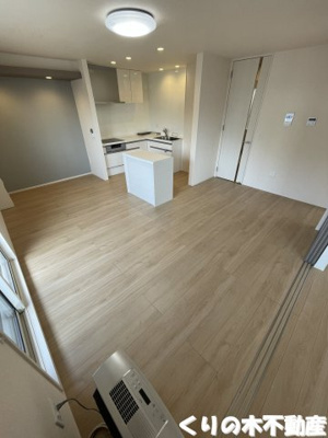 【居間・リビング】 | アドレ・コスモス | こちらのリビングで趣味の時間をお楽しみください