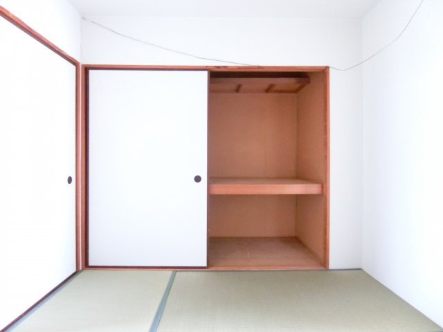 ハイツ高倉台の収納