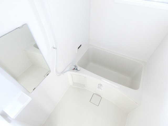 ハイツ高倉台の浴室