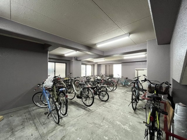 【洋室】 | Ｕ・Ｈ神田川 | 家具･小物はイメージです