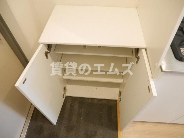 【収納】 | ＬＩＶＩＮＧ　ＴＨＩＮＧＳ大橋 | ＬＩＶＩＮＧ　ＴＨＩＮＧＳ大橋のシューズボックス