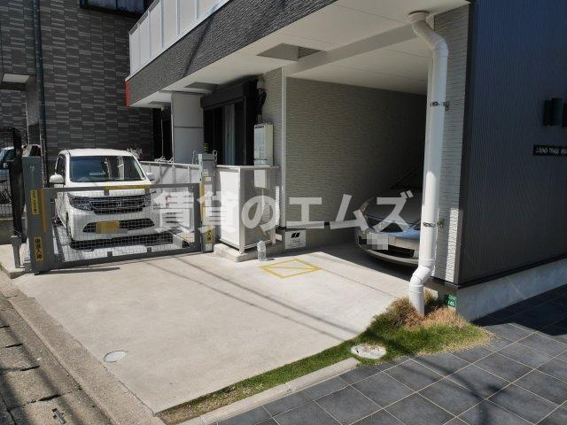【駐車場】 | ＬＩＶＩＮＧ　ＴＨＩＮＧＳ大橋 | ＬＩＶＩＮＧ　ＴＨＩＮＧＳ大橋の駐車場