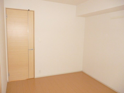 【寝室】 | エスポワール