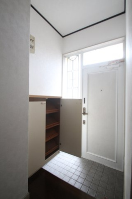 【収納】 | クィーンハイツ | シューズボックスです