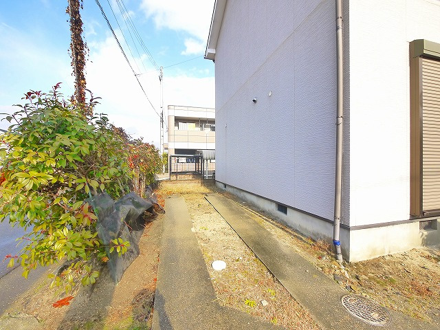 木津清水貸家の駐車場