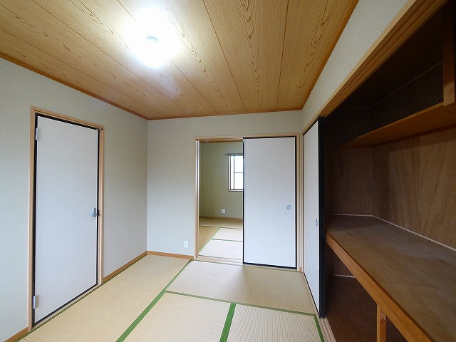 木津清水貸家の和室