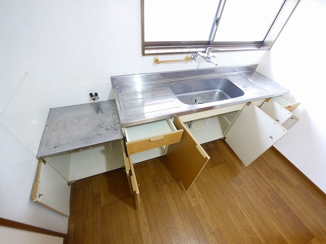 木津清水貸家のキッチン