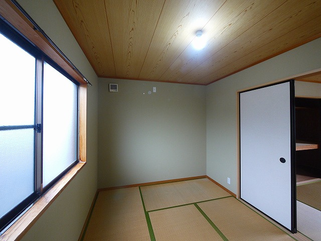 木津清水貸家の和室