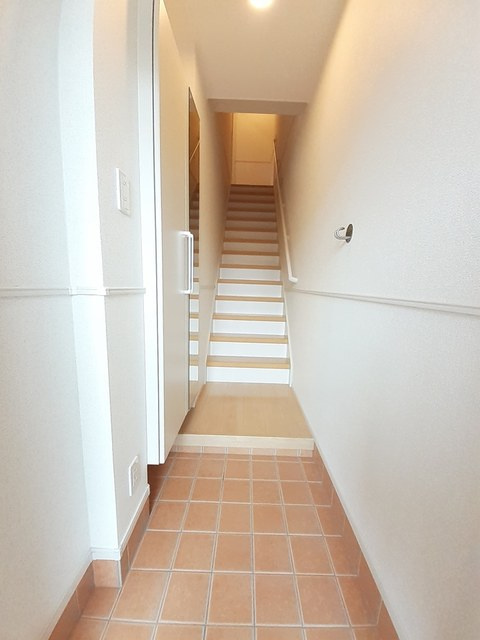 プランタンＦの玄関