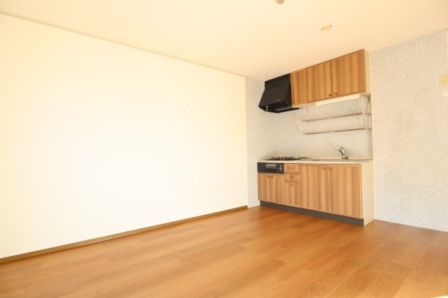 武蔵野市桜堤２丁目のアパートの居間・リビング