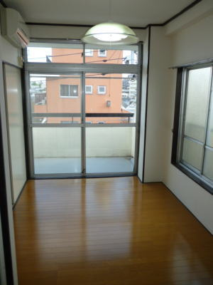 【洋室】 | 小町ビル