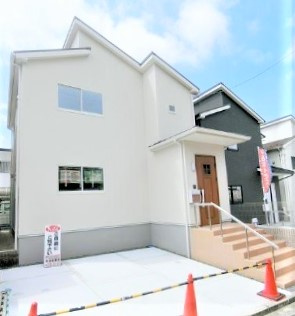 ローソン 広島己斐上店周辺の物件一覧 広島市の新築中古一戸建て マンション 不動産 土地のことなら株式会社カルムホーム