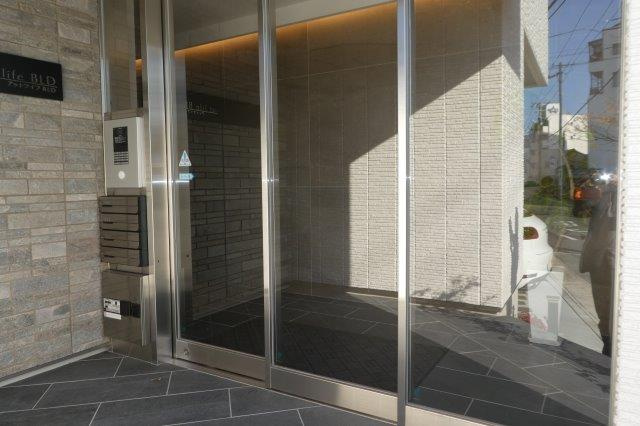 倉敷市稲荷町の賃貸マンションのエントランス|オートロック