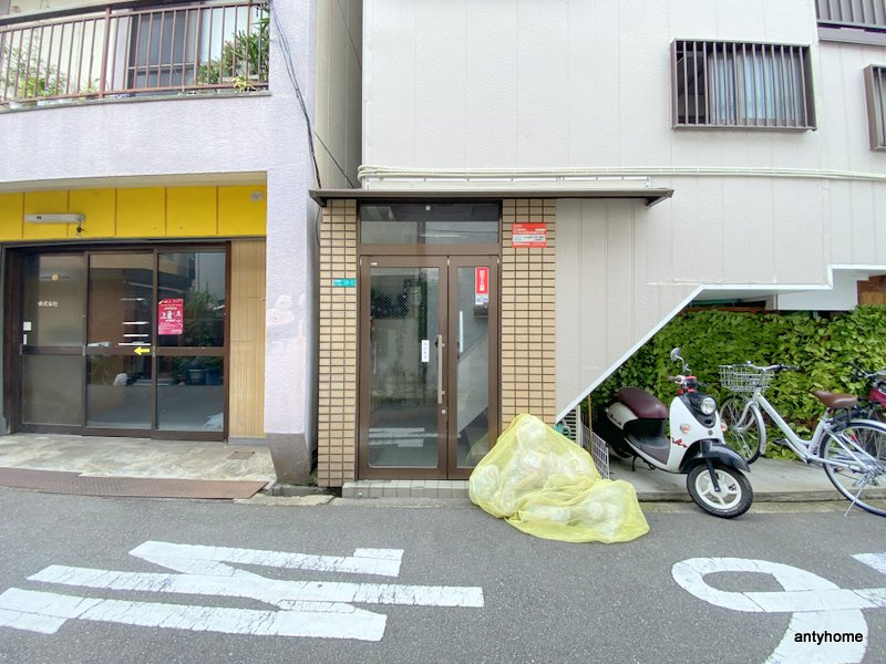 ハイツ辻岡　仲介手数料無料のエントランス