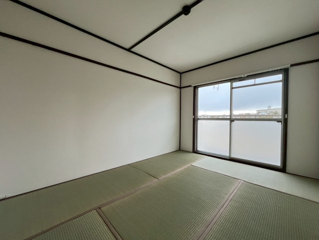 上高丸厚生年金住住宅のバルコニー