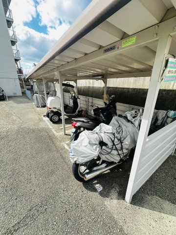 上高丸厚生年金住住宅