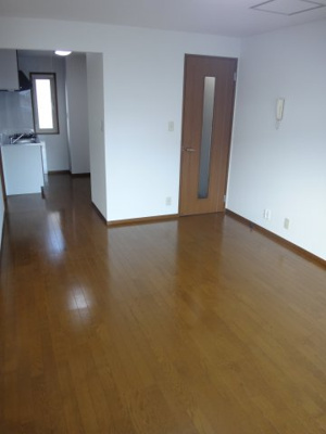 【居間・リビング】 | グランパレー Ａ棟