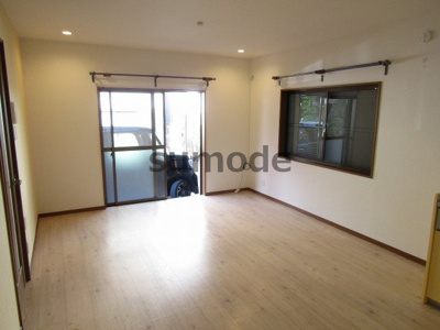 【居間・リビング】 | レリーサヴィラ竹の内