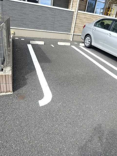 ブルー　デ　コートの駐車場