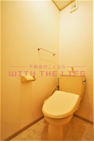 エクセル東合川【10，000円キャッシュバック対象物件】のトイレ|清潔感のあるトイレです