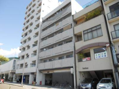 ダイヤモンドパレス堀川の外観