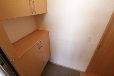 【玄関】 | デラッセ真美ヶ丘