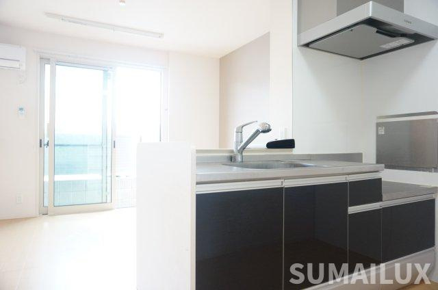 上益城郡益城町大字惣領のアパートのキッチン