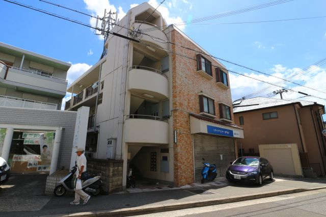 オーキッドコート垂水の外観