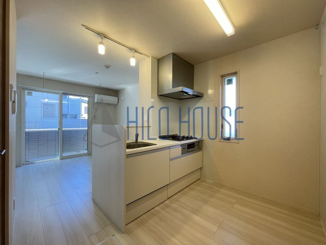 メゾン茶々の居間・リビング