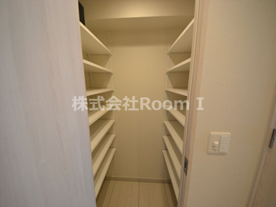 【玄関】 | ＯＰＵＳ　ＲＥＳＩＤＥＮＣＥ　ＳＨＩＮＳＡＩＢＡＳＨＩ　ＳＯＵＴＨ | シューズインクローゼット