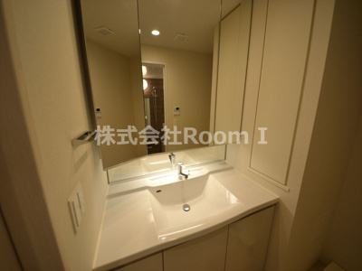 【独立洗面台】 | ＯＰＵＳ　ＲＥＳＩＤＥＮＣＥ　ＳＨＩＮＳＡＩＢＡＳＨＩ　ＳＯＵＴＨ | 独立洗面台です