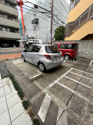 ラ・カンパネラの駐車場