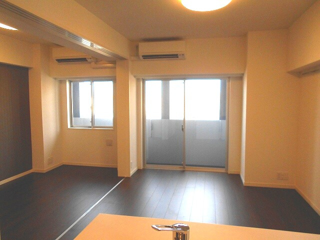 COMFORIA台東根岸のバルコニー