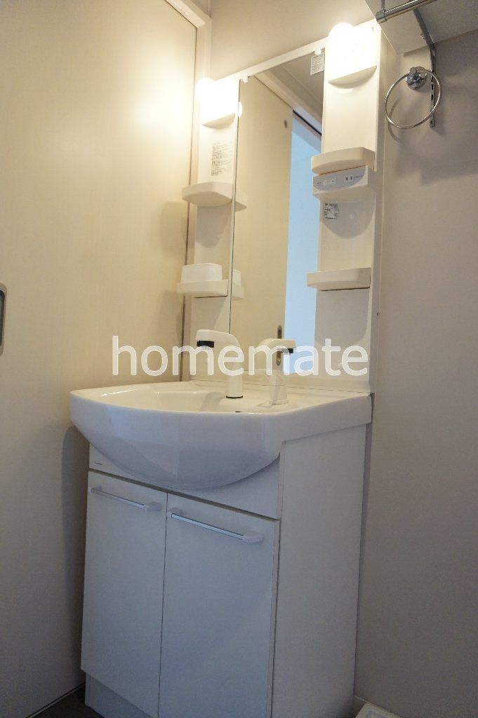 熊本市中央区大江２丁目のアパートの独立洗面台