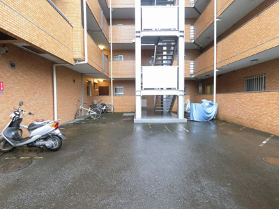 【その他共用部分】 | 磯子ダイヤモンドマンション | バイク置場