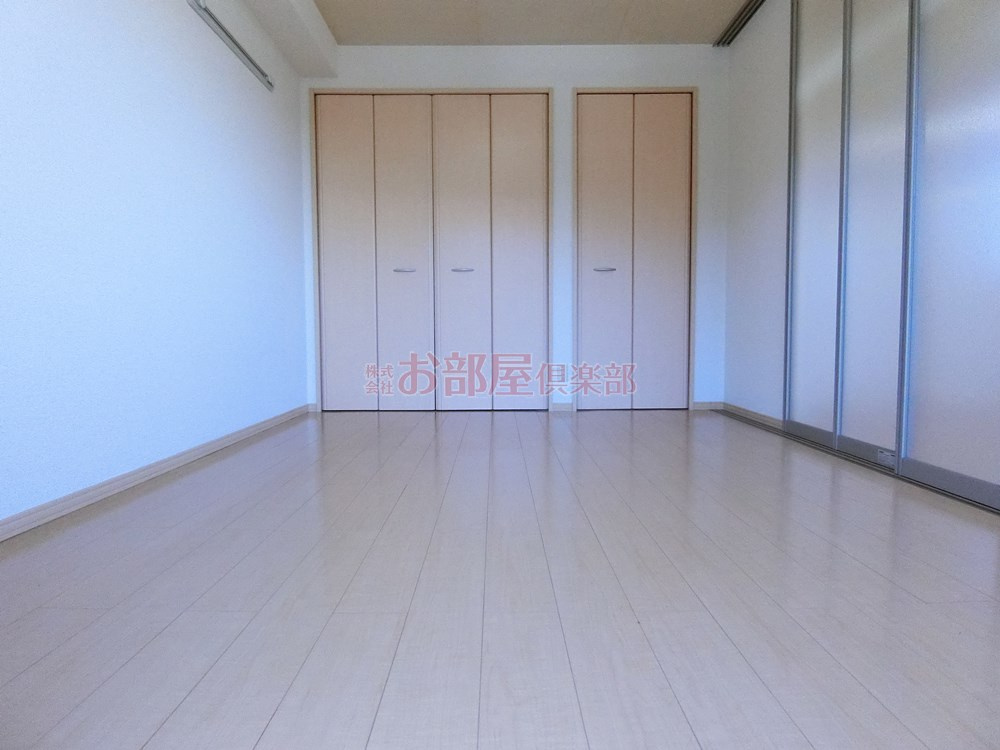 ビュー・アゼリアの洋室