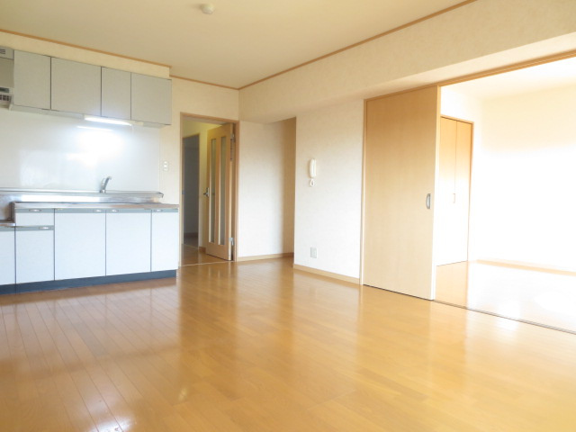 熊本市東区健軍１丁目の賃貸マンションの居間・リビング