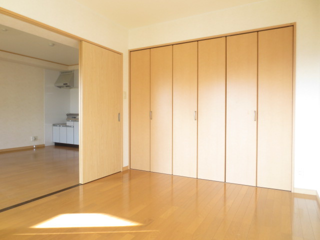 熊本市東区健軍１丁目の賃貸マンションの洋室