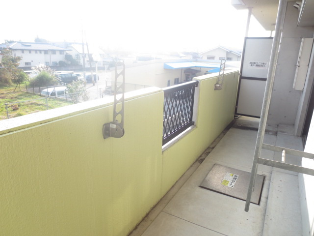 熊本市東区健軍１丁目の賃貸マンションのバルコニー