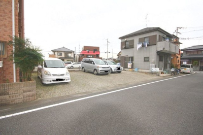【前面道路含む現地写真】 | 中央3丁目　土地3300万円