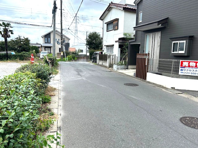 【前面道路含む現地写真】 | 公道　北西側約5.1ｍ