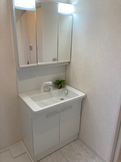 【独立洗面台】