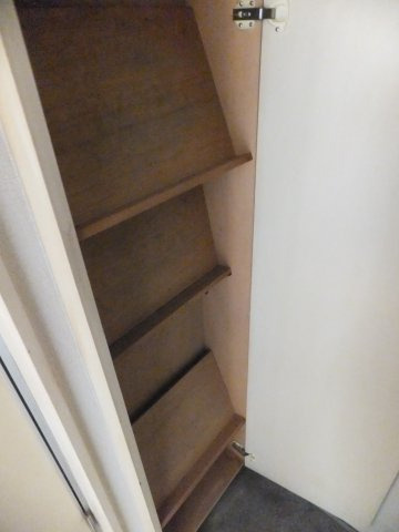 ジュネパレス船橋第５３の収納|シューズボックス